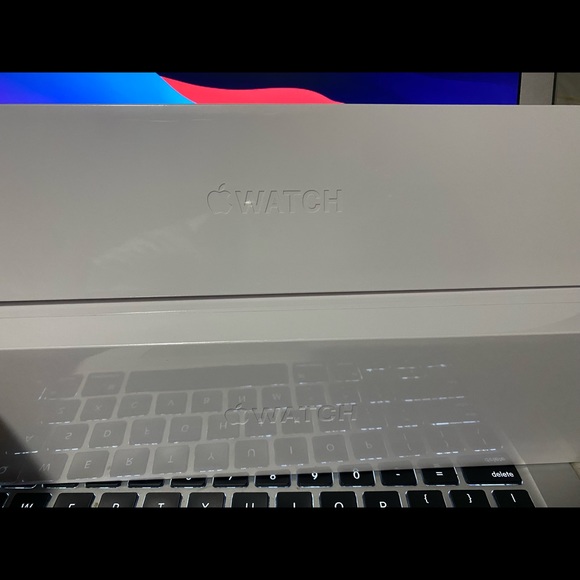 Apple Watch 6 series - Picture 3 of 5